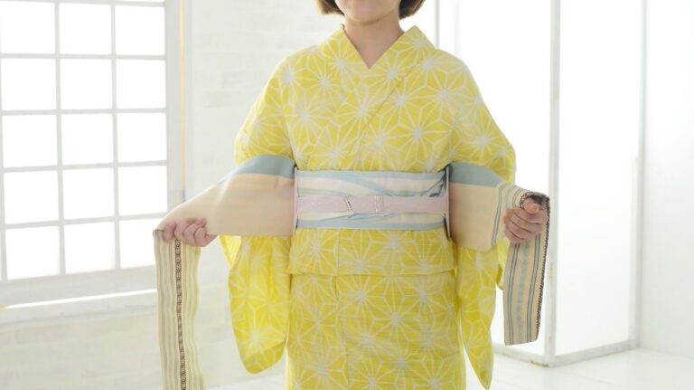 【動画で解説】半幅帯「割角出し」の結び方、浴衣帯の初心者にもおすすめ
