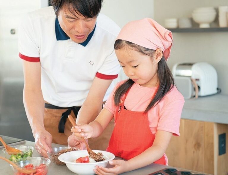 【連載】コウケンテツさん親子の「いっしょに作ったよ！」ビビンバ風 そうめん