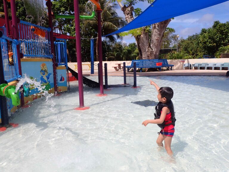 夏の水遊び、子どもの水難事故を防ぐために知っておくべきこと