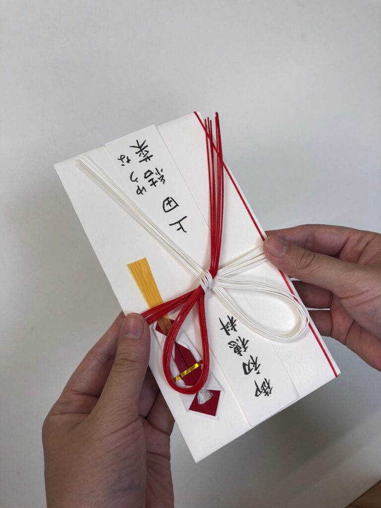七五三の初穂料とは？相場の金額、渡し方を解説