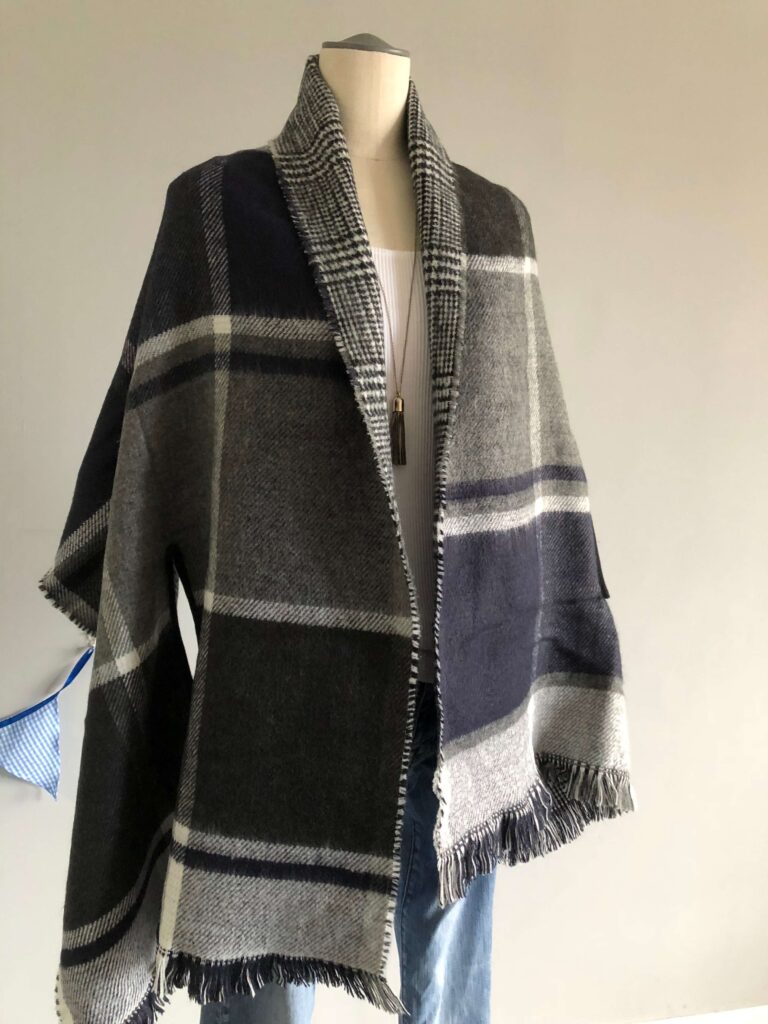 変幻自在！ニトリのアレンジストールで冬を楽しもう