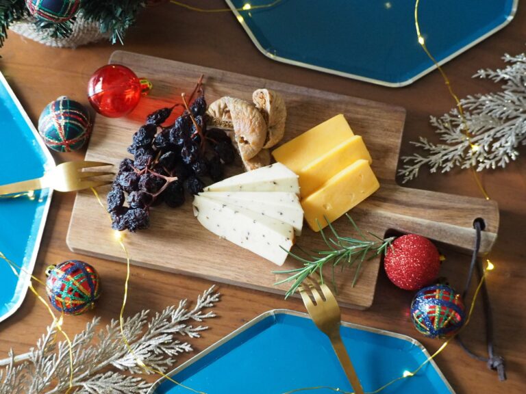 ニトリの「アカシアカッティングボード」がパーティーに使える！