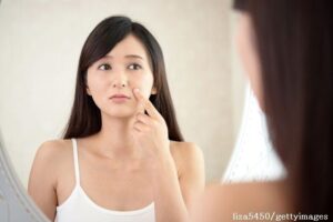 40代の「ほうれい線」問題、目立たなくすることは可能なのか？
