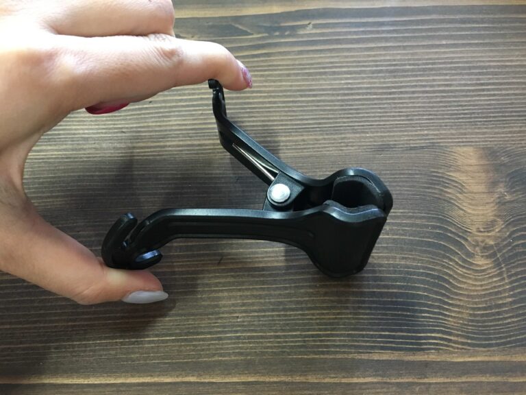 セリアの「フッククリップ」を家中で賢く使おう！