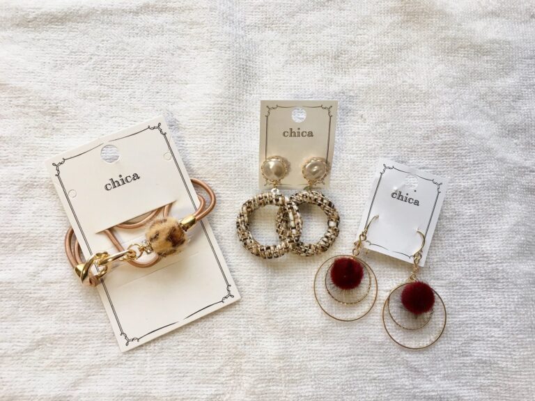 まさかの300円！この冬絶対買うべきおすすめアクセサリー