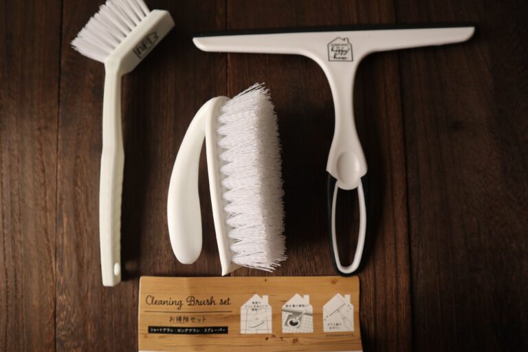 ３COINSの掃除セットがコスパがよすぎる！