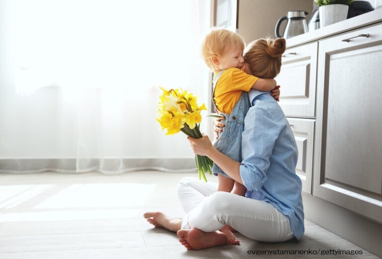 花を飾ると運気が上がる！速攻金運アップする“花風水”【Dr.コパの風水解説】