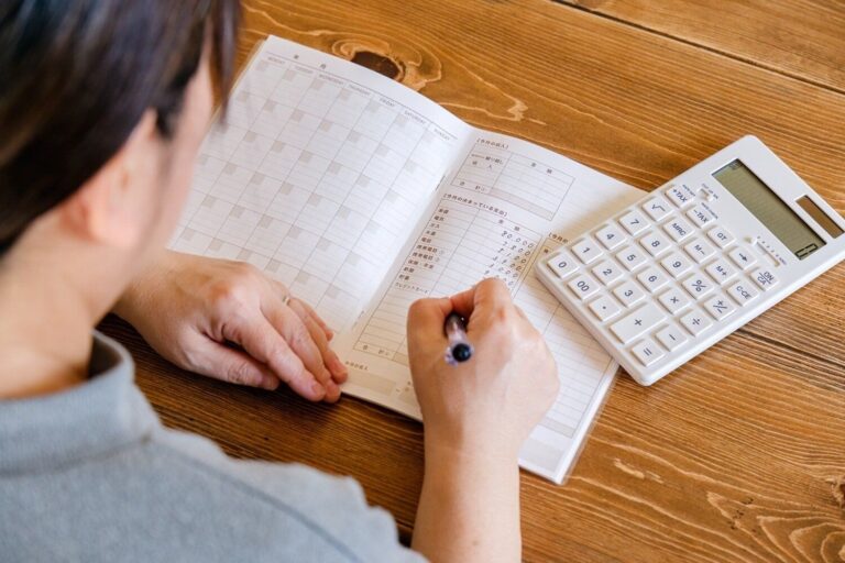 金運が下がる家計簿のつけ方！目からウロコの金運UP方法はコレ！【Dr.コパの風水解説】