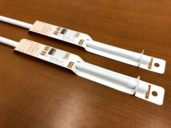 セリア突っ張り棒　110円（税込）