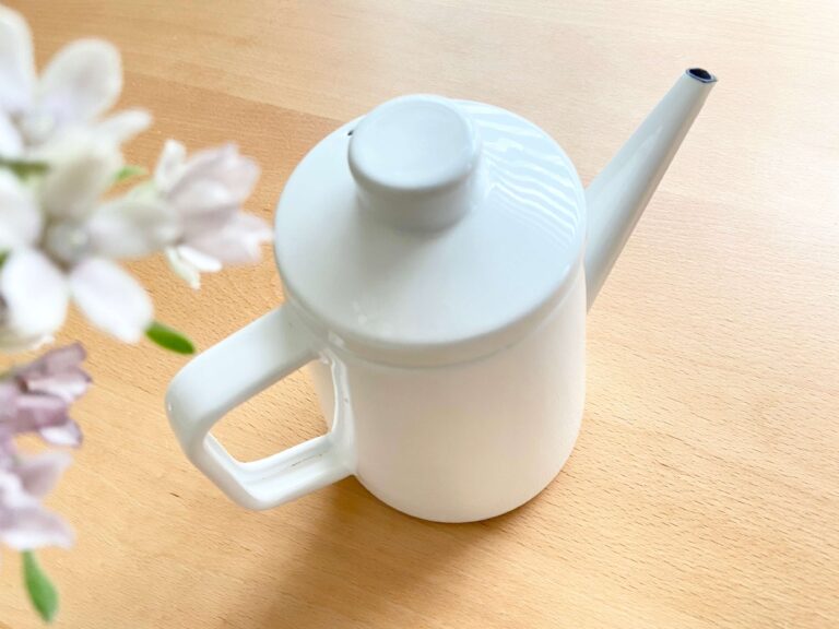 オシャレなだけじゃなくとっても便利。１台３役ハニーウェアのホーローケトル！