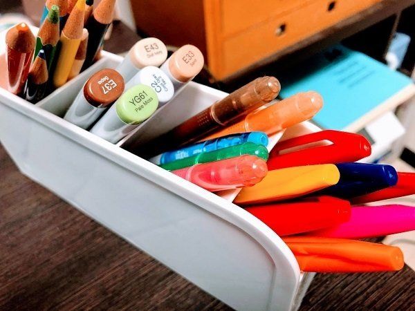 セリアのペンスタンド