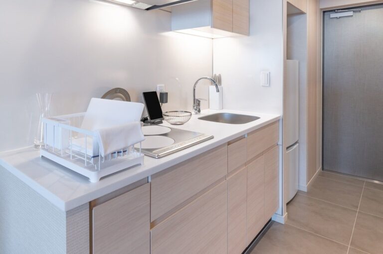 主婦の運気と金運を左右するキッチンの5大NG風水【Dr.コパの風水解説】