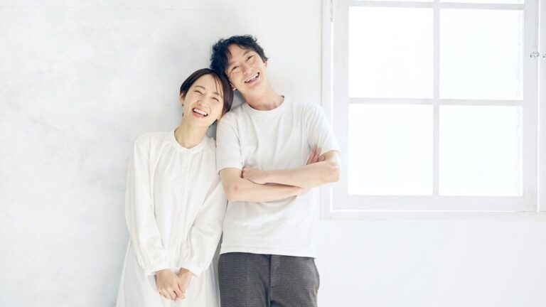 夜の営み中、「愛の言葉」を言う夫婦はどれくらいる？