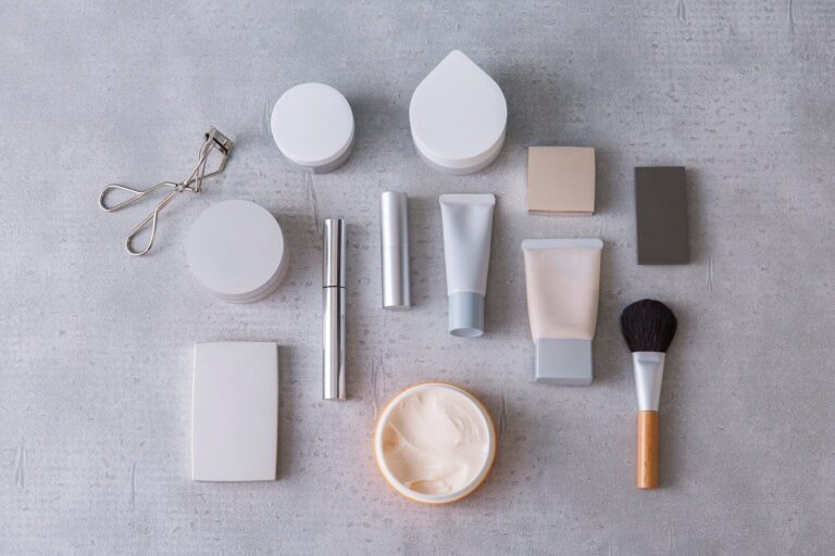 30代といっしょじゃダメ！40代になったら手放すべきメイクアイテム5選