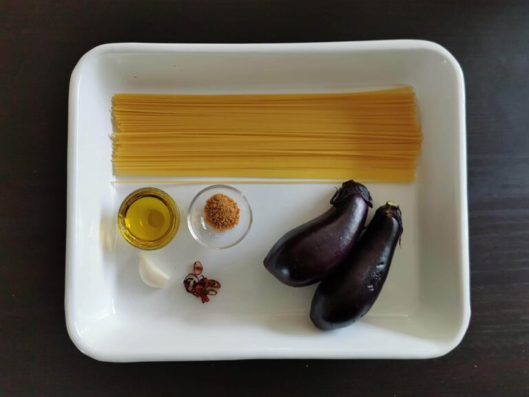 パスタソースに頼るのはもったいない!?失敗なしでおいしいペペロンチーノのつくり方