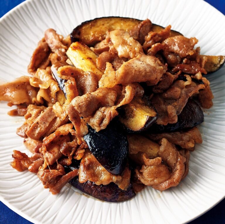 凍ったまま炒めるだけ！絶品ずぼら冷凍レシピ「豚肉となすのしょうゆ炒め」