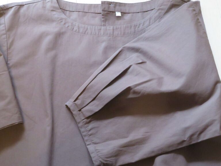 大幅値下げ！無印良品のブラウスが大人可愛くて使える！
