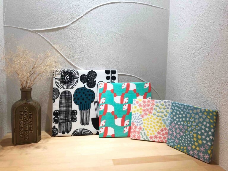 おしゃれで超軽量なファブリックパネルは簡単に作れちゃう！