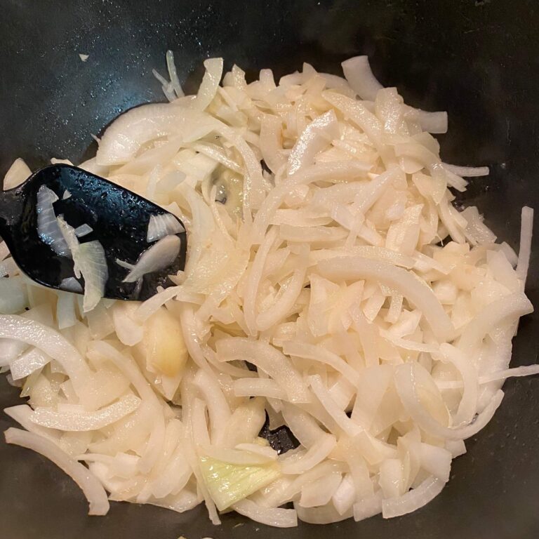 冷たくしても温めてもおいしい！濃厚かぼちゃスープの作り方