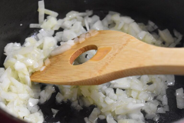 焼き芋がまさかのスープに!?心もカラダもポカポカ温まるポタージュレシピ