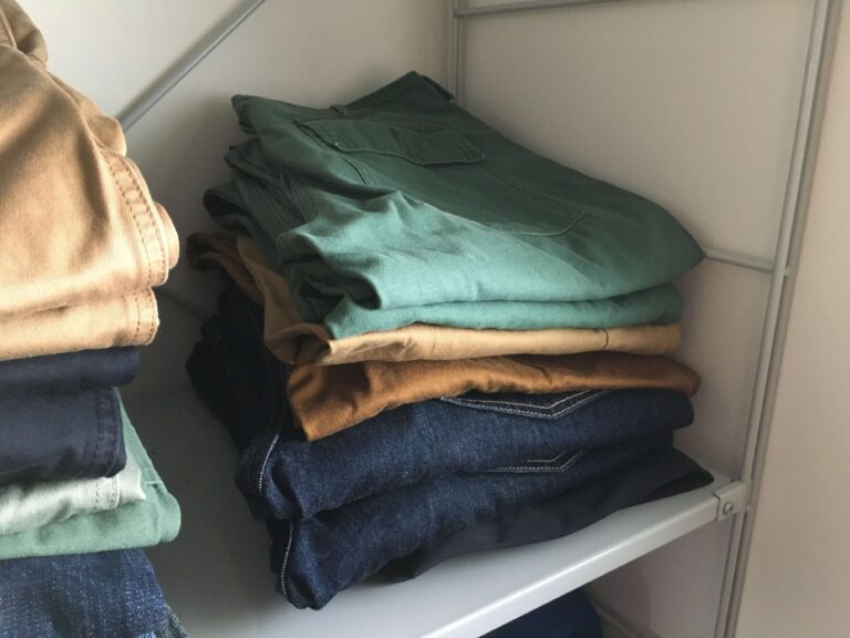衣替えはワードローブ見直しチャンス！気持ちよく服を手放す3つの基準
