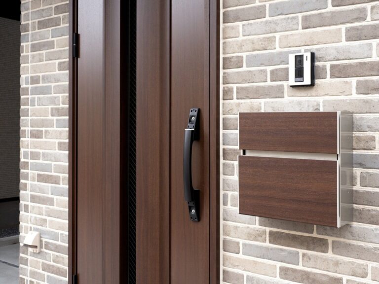 玄関がある方位でその家の運が決まる!?【Dr.コパの風水解説】