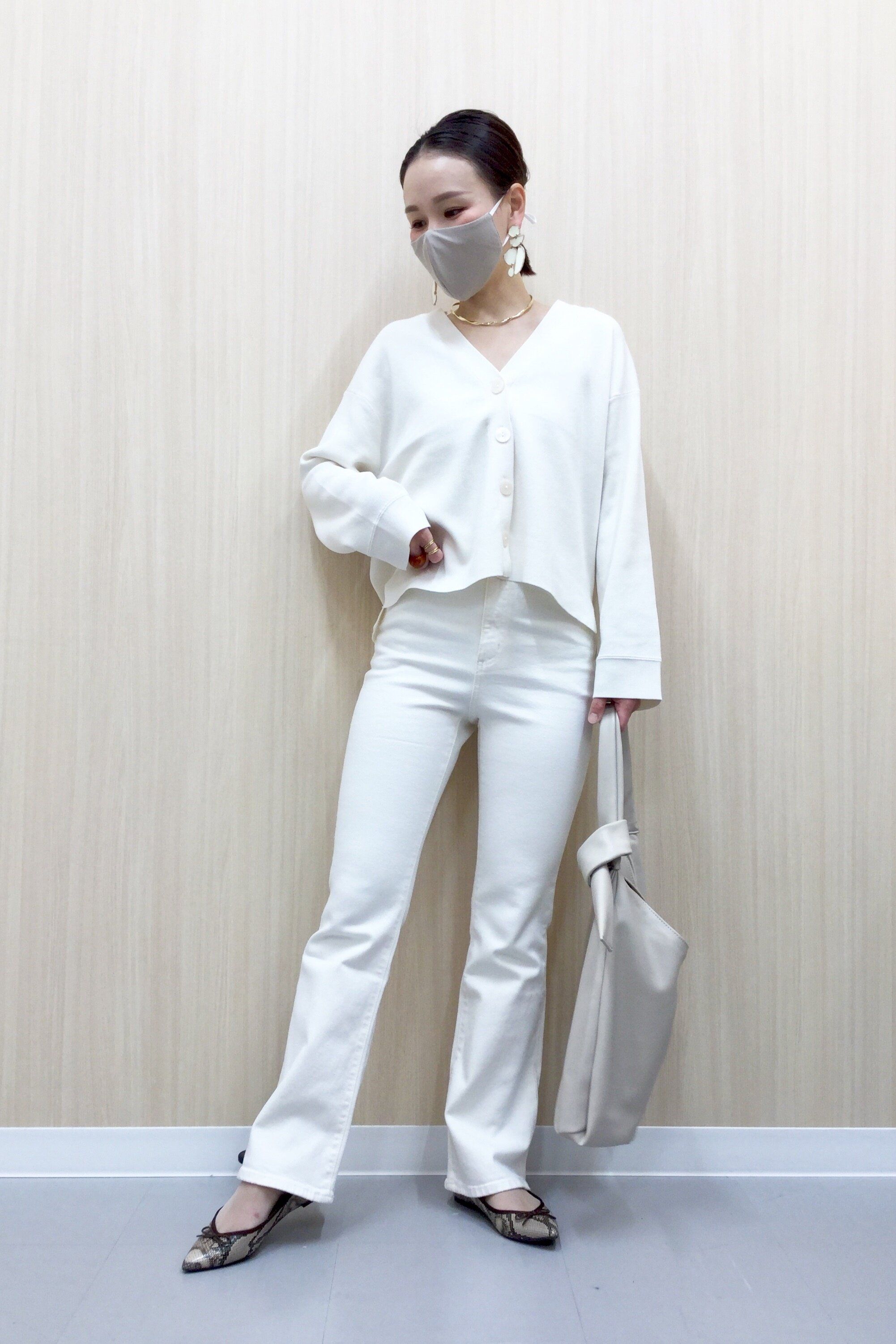 GU「高機能フィルター入りFASHION MASK(GU DRY素材使用)無地」