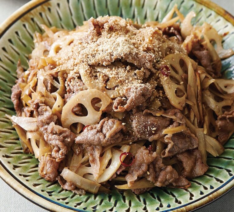 甘辛しょうゆ味でご飯が進む！牛肉と根菜のおかずきんぴら