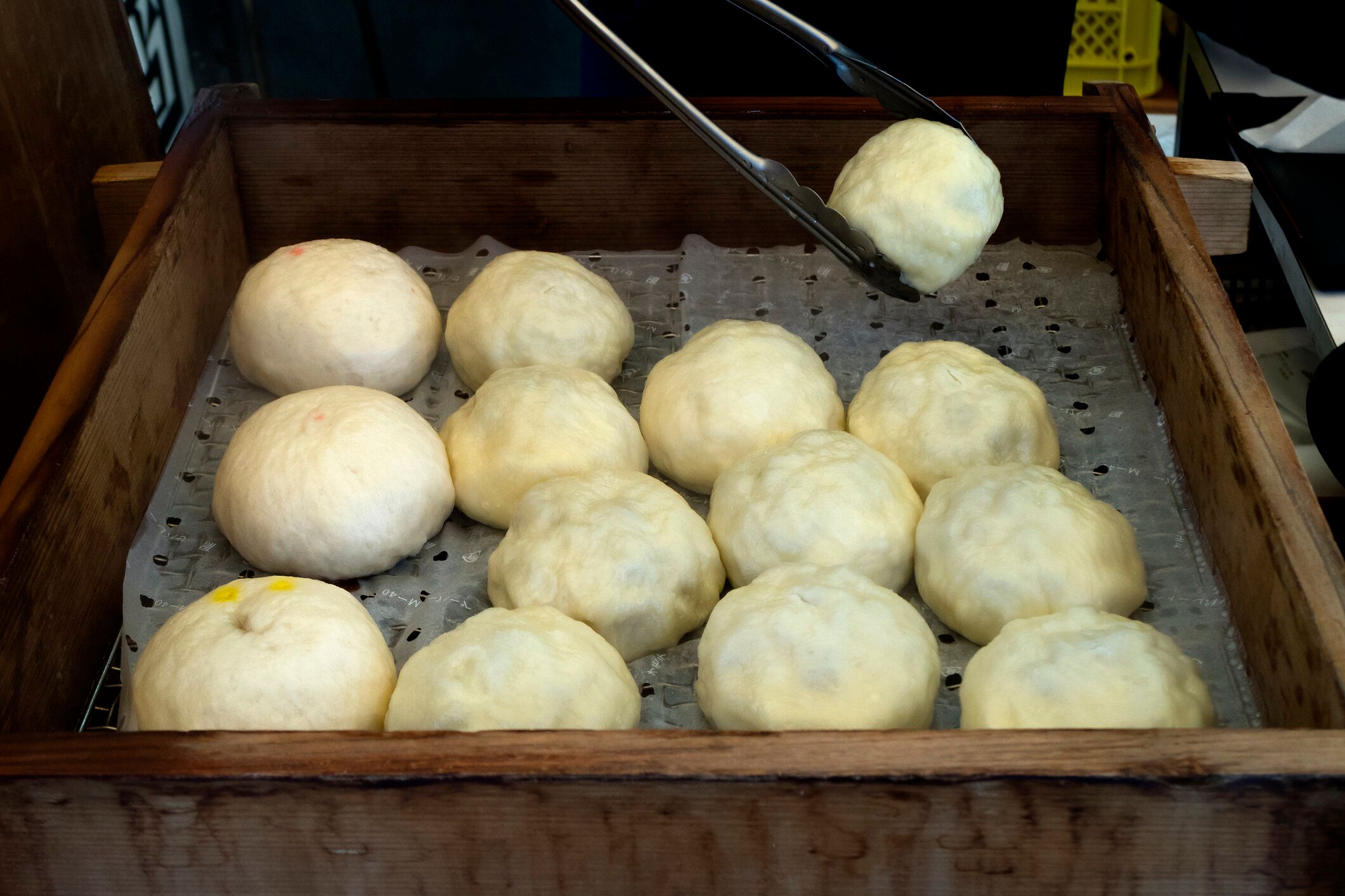 新鮮な蒸し日本のおやき