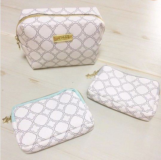 【2021最新】ダイソーのポーチ・バッグ特集！超おしゃれ！超使える！