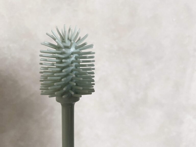 感動レベルの便利さ！3COINSで話題のキッチングッズを使ってみたら洗いづらくて困ってたアレが難なくキレイにできちゃいました