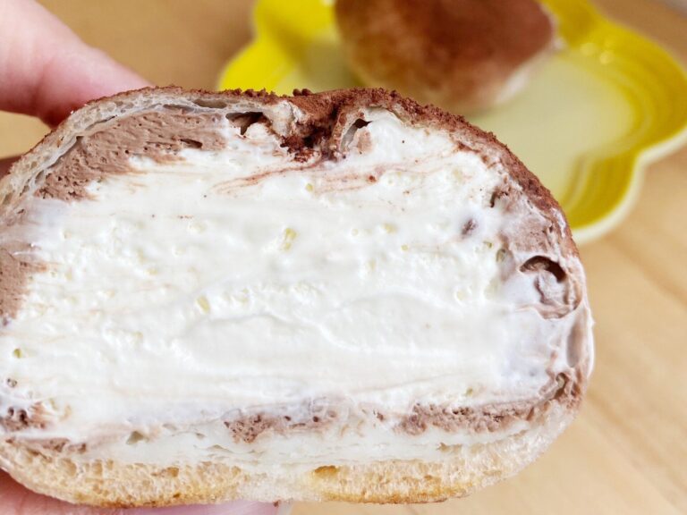 【ローソン】吸えちゃうシュークリーム！？“モアホボクリム”は生クリーム好きにはたまらんよ〜