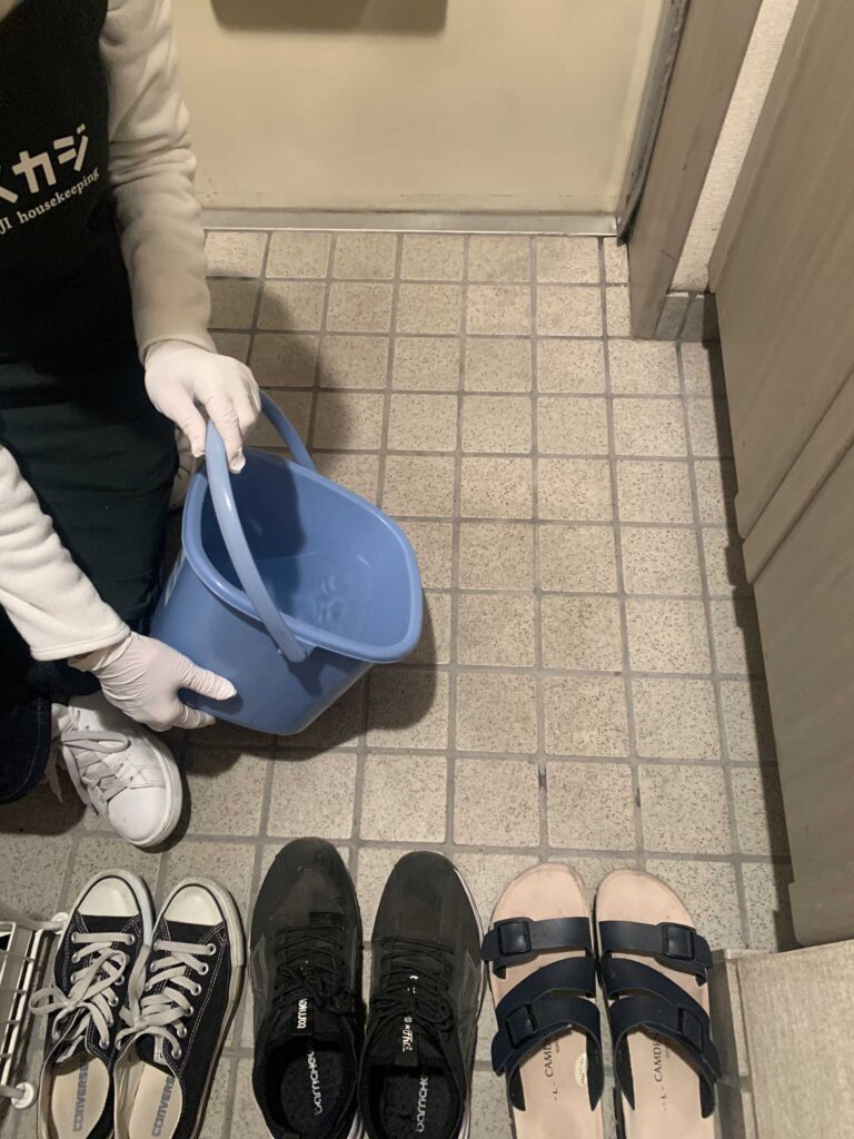 手間も時間もかかってない？間違いだらけの玄関掃除