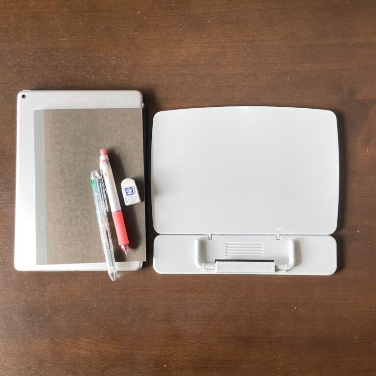 【ダイソー】本当にこの値段でいいの？な優秀すぎる読書台