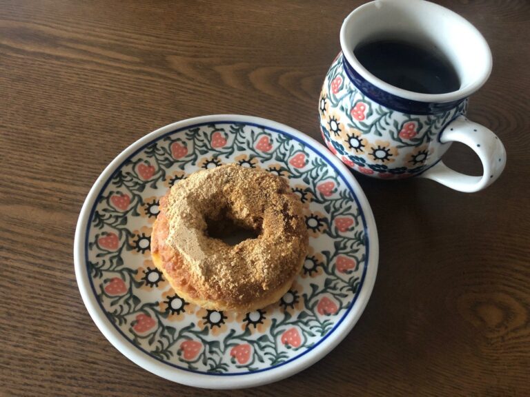 型いらず！生地の材料ふたつだけ！簡単豆腐ドーナツの作り方