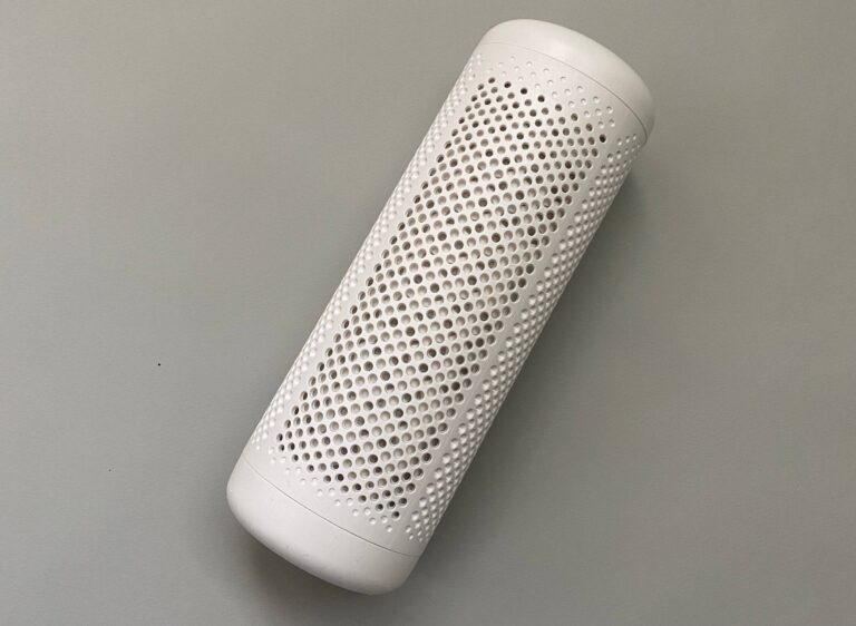 「コレは買って良かった！」水捨て不要・繰り返し使えるコンパクト除湿機で、もう使い捨て除湿剤を買う必要なし！