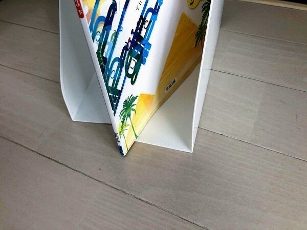 セリアA4ファイルスタンド