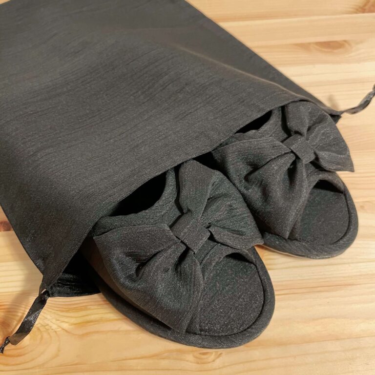 【楽天】準備してる？学校用の「袋付き1500円のヒールスリッパ」は高見えコスパ最強！