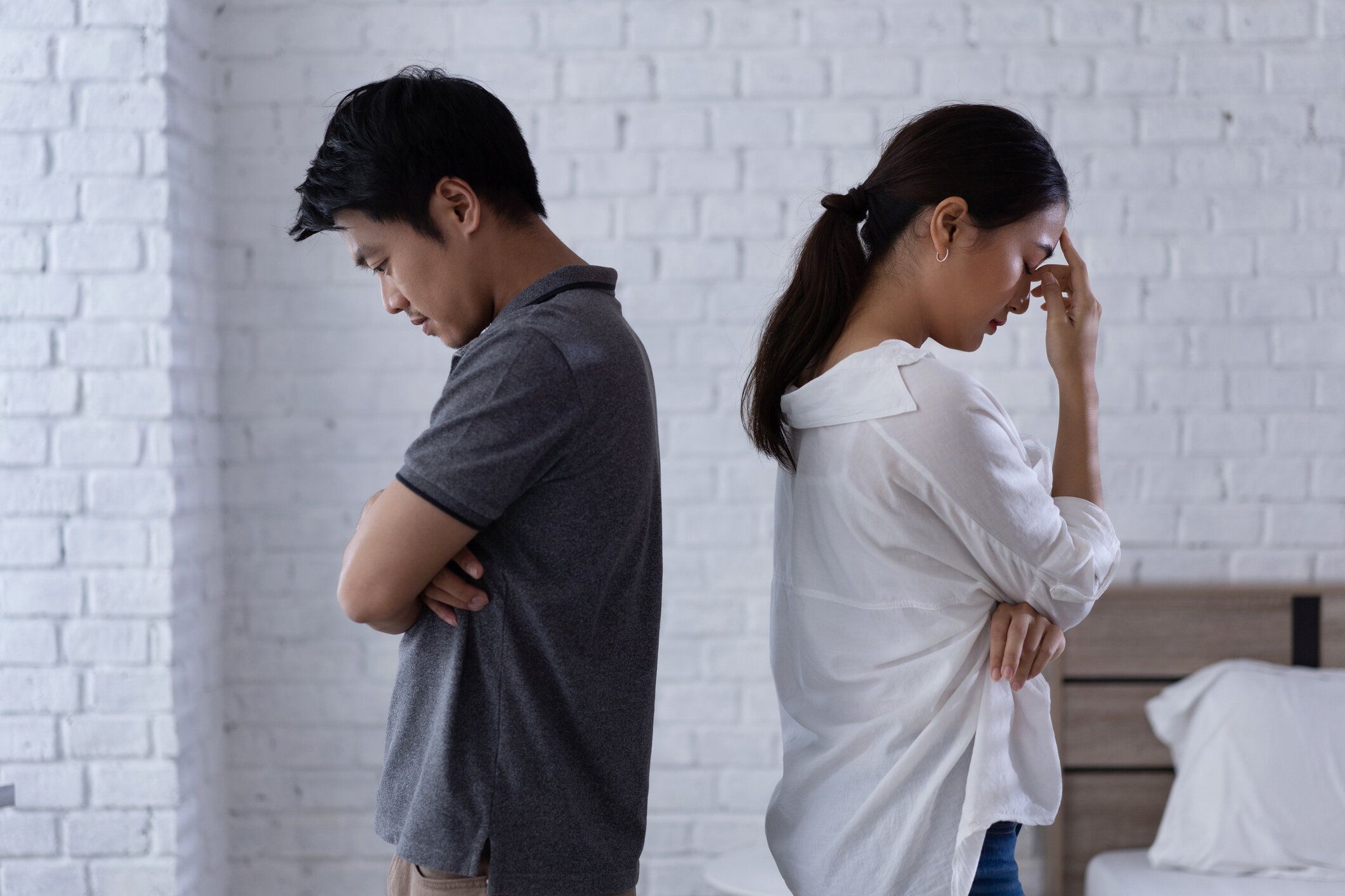 アジアの愛好家は、彼らは退屈し、不幸を主張しています。