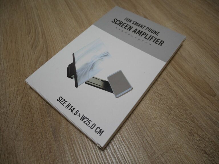 スマホを大画面に変える!?魔法のスクリーンが3COINSにありました