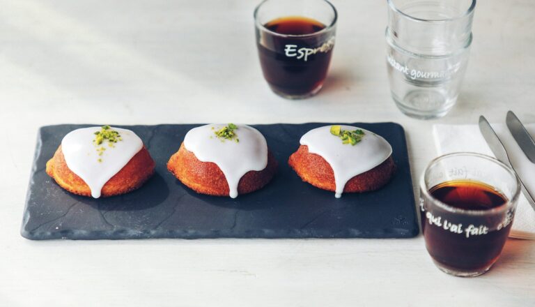 レモンの皮と果汁のWづかいで、さわやかな酸味広がる！レモンケーキ