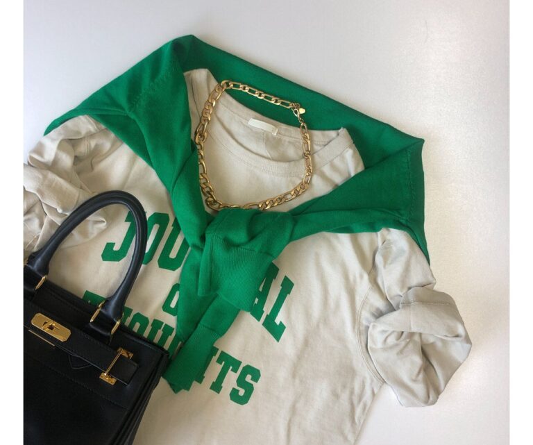 【GU】流行ど真ん中の「グリーン」アイテムアラフォーはこう取り入れる！