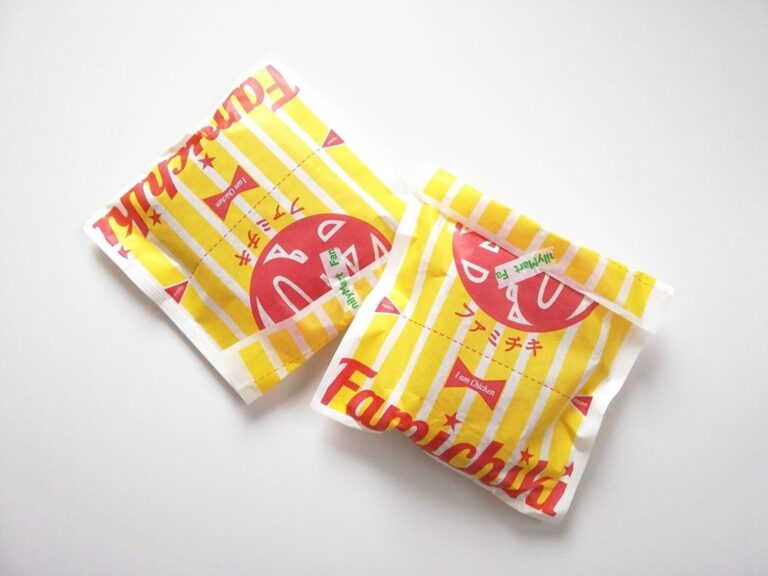 【ファミマ】いまファミチキ買うと「40％大きい」ですと!?ファミリーマート40周年記念イベント！「40%増量作戦」開催中