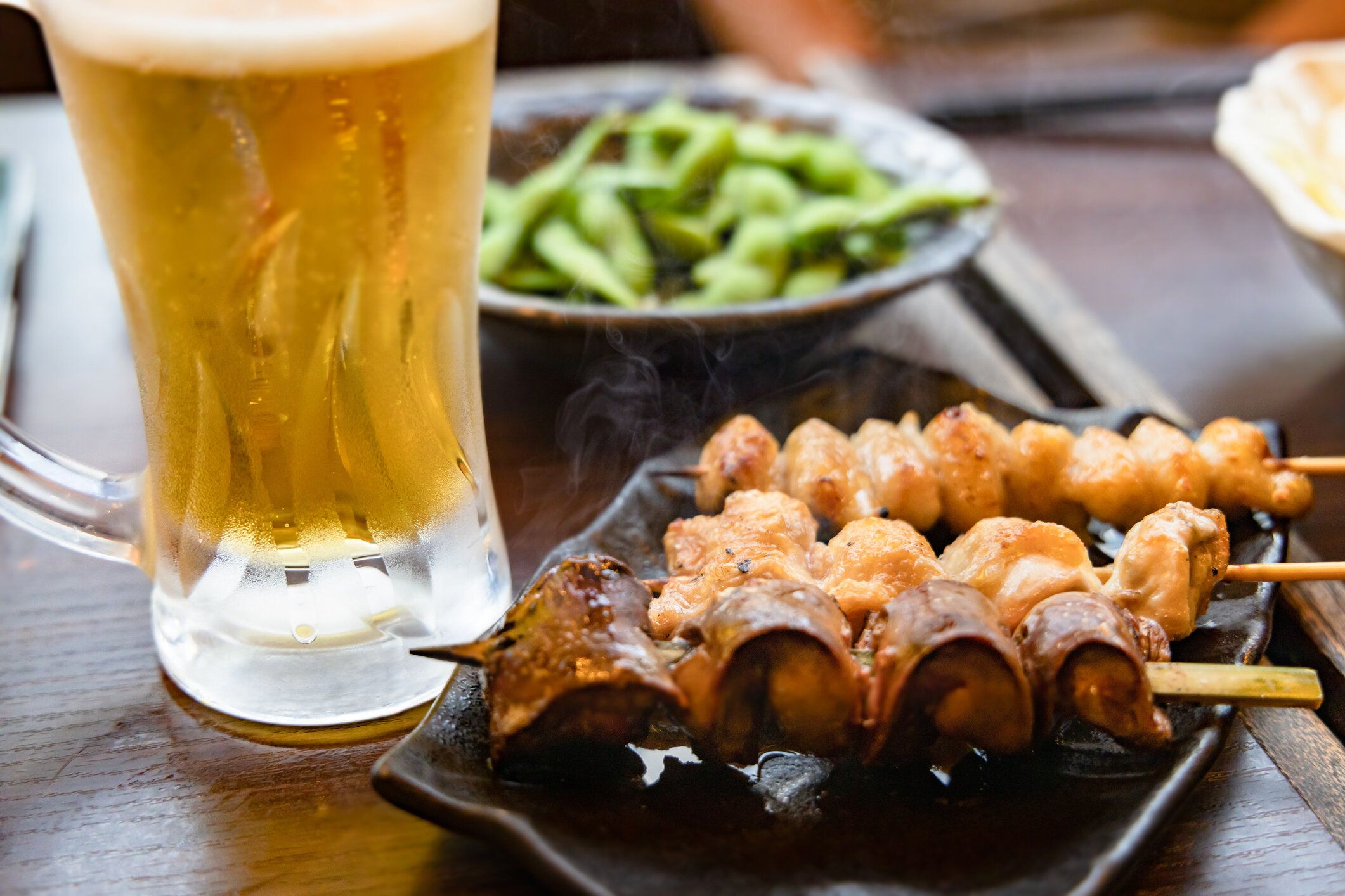 焼き鳥は、お酒のサイドディッシュに最適です