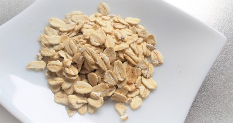 毎日使える！ダイエット＆美容に人気の「オートミール」食べ切りレシピ【2選】