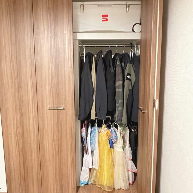 200円で完成！子どものかさばる衣装は◯◯◯◯収納ですっきり！