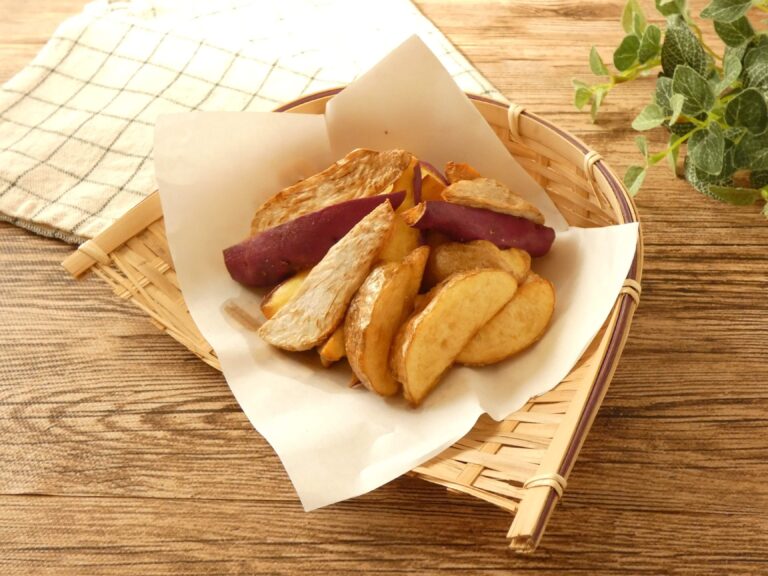 フライドポテトを作るならこれ！3種の芋を使った「ミックスフライドポテト」が止まらなくなるおいしさ