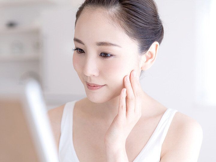 「乾燥を感じる前に」がポイント！オバ顔を一気に加速させる冬の乾燥を撃退する、化粧水の効果的な使い方