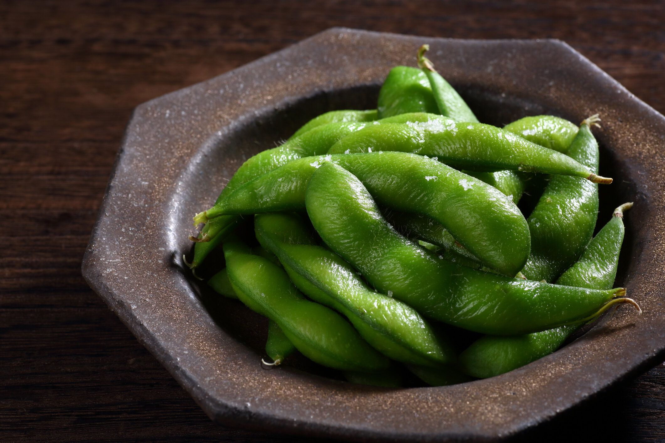 食卓に塩を入れた出玉の