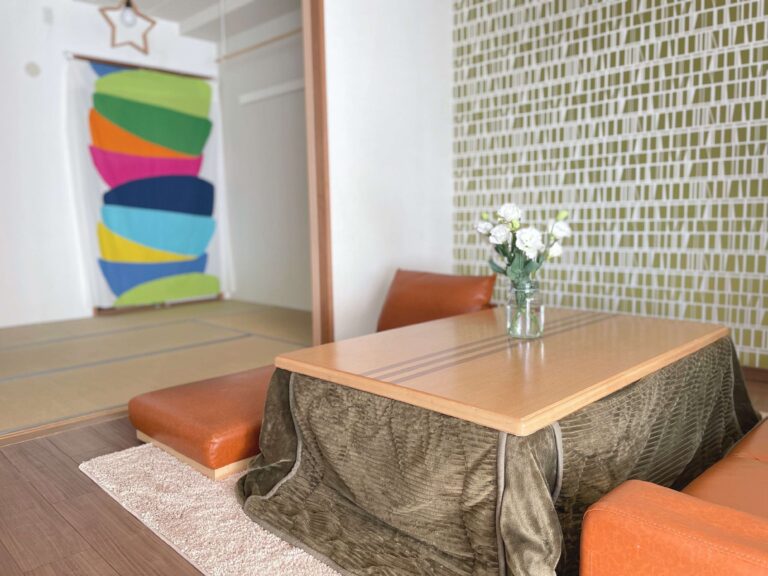 シンプリストがこたつ生活を開始！実家感が出ないこたつ選びのコツ3つ